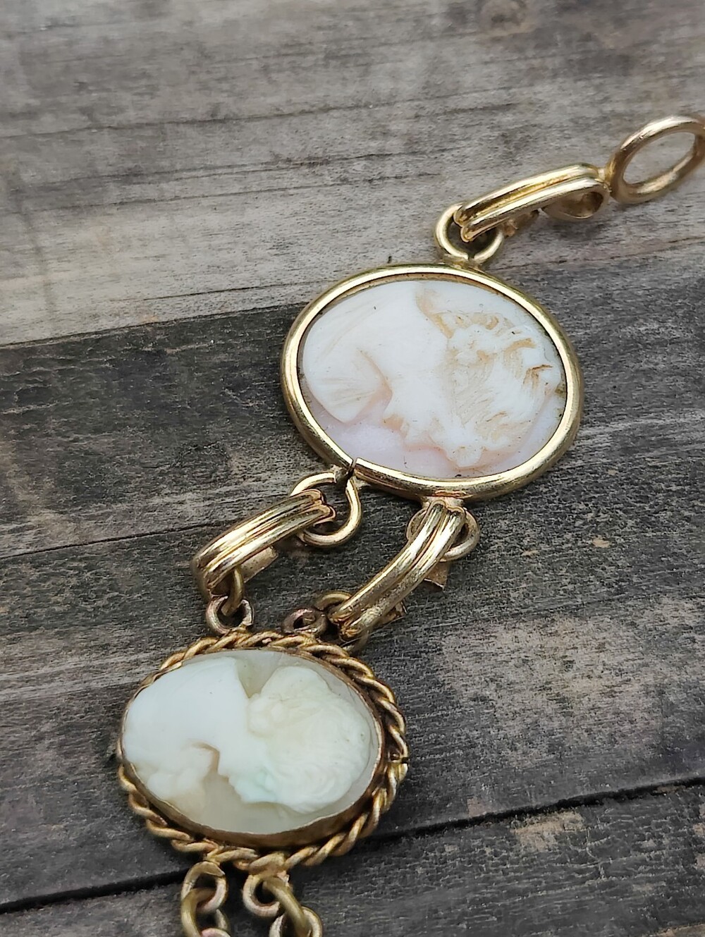 Antique 12K GF Cameo Bracelet - Picture 5 of 12